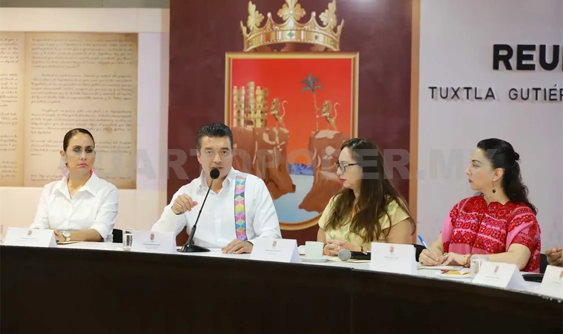 Llaman a trabajar con lealtad por la entidad