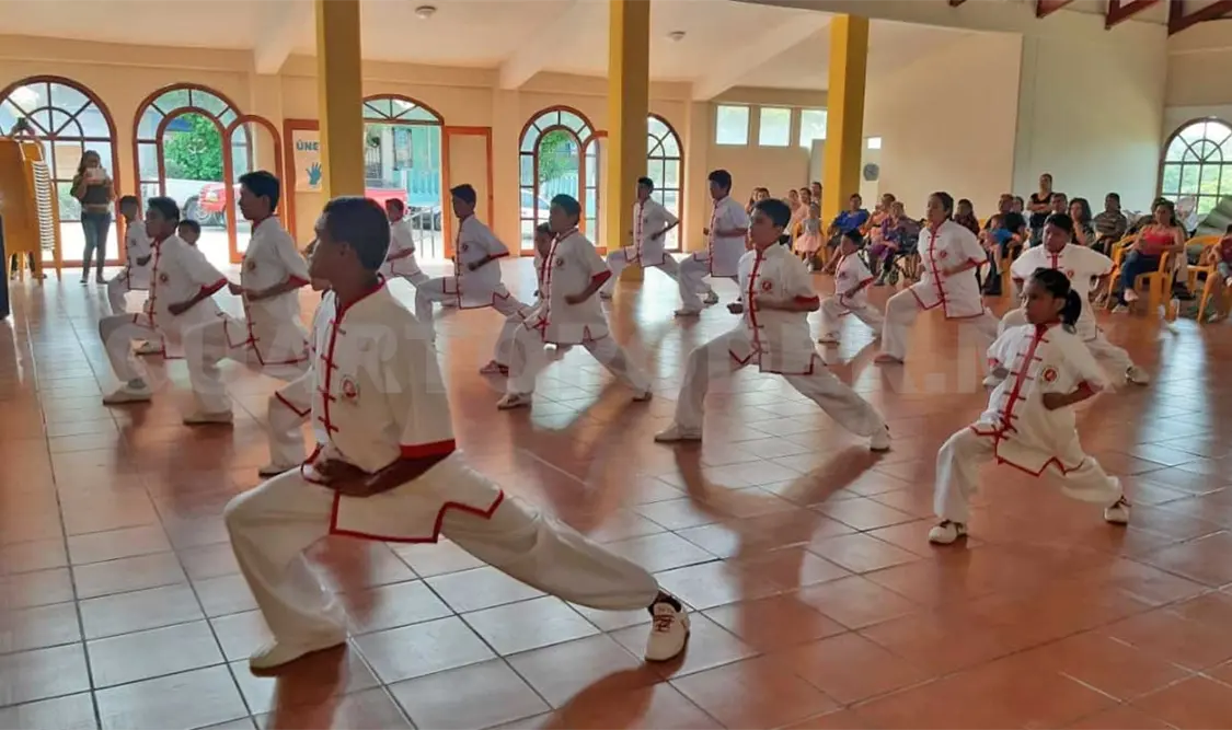 Celebraron su examen de grados menores