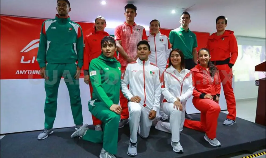 Presentan uniformes para la delegación mexicana