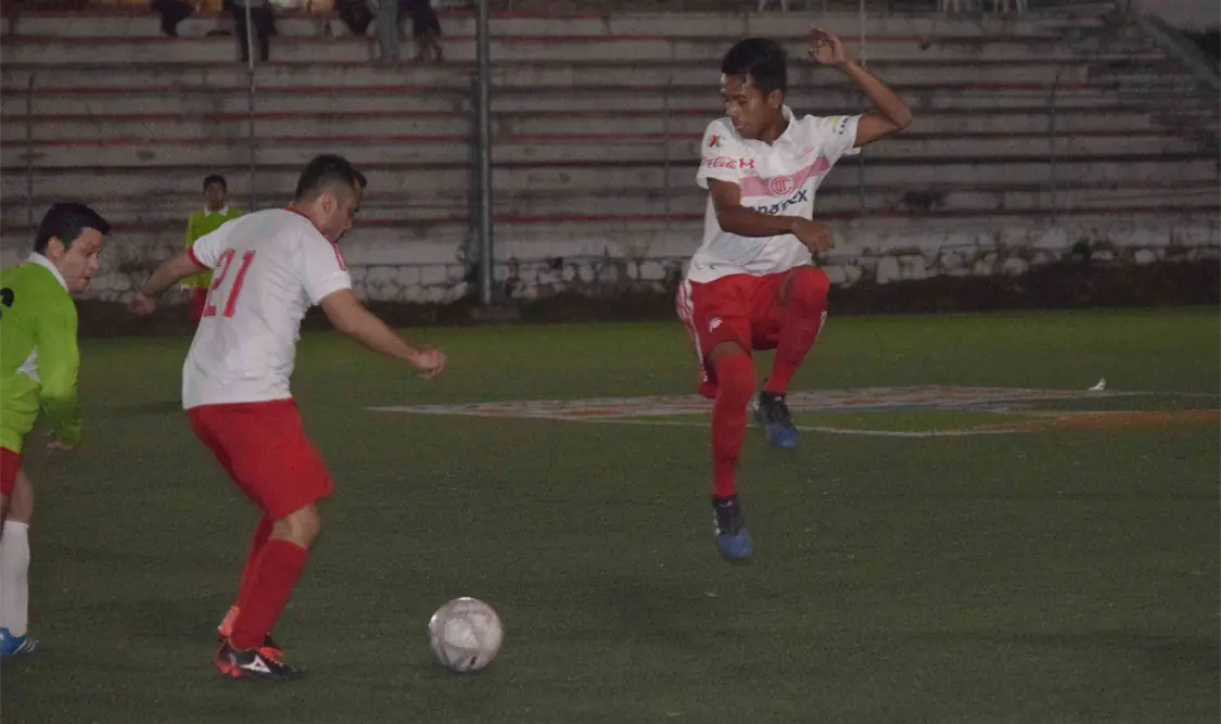Copado lucirá el campo tuxtleco con partidos, uno tras otro, este fin de semana. Guillermo Ramos/CP