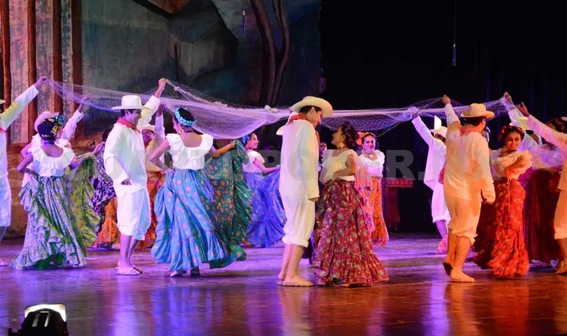 Abren Diplomado en Danza Tradicional Mexicana