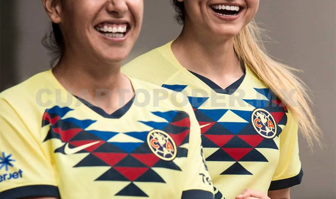 Las Águilas y su nuevo uniforme