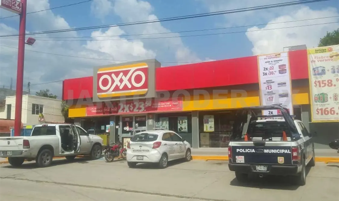 Pistoleros asaltan tienda; uno de ellos fue detenido