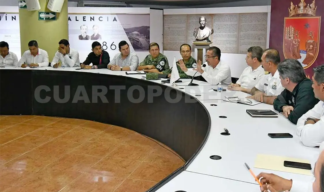 Secretario y alcaldes analizan plan migratorio