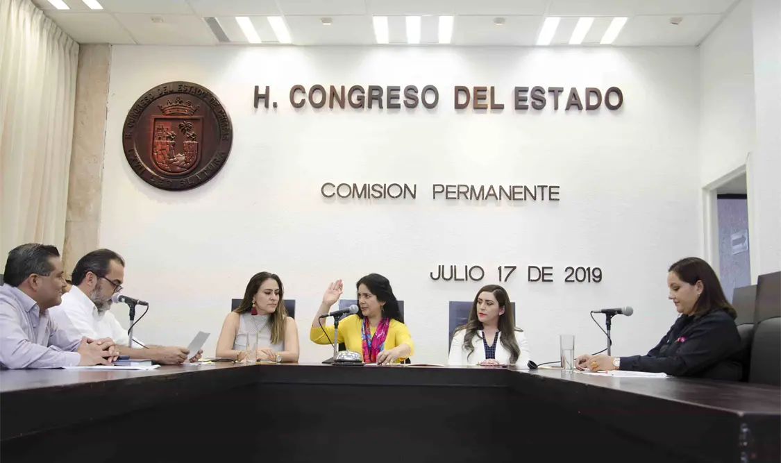 Aprueban diversas licencias en el Congreso del Estado. CP