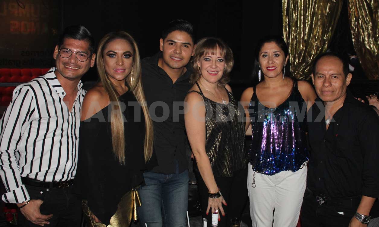 Una noche de antro con amigos