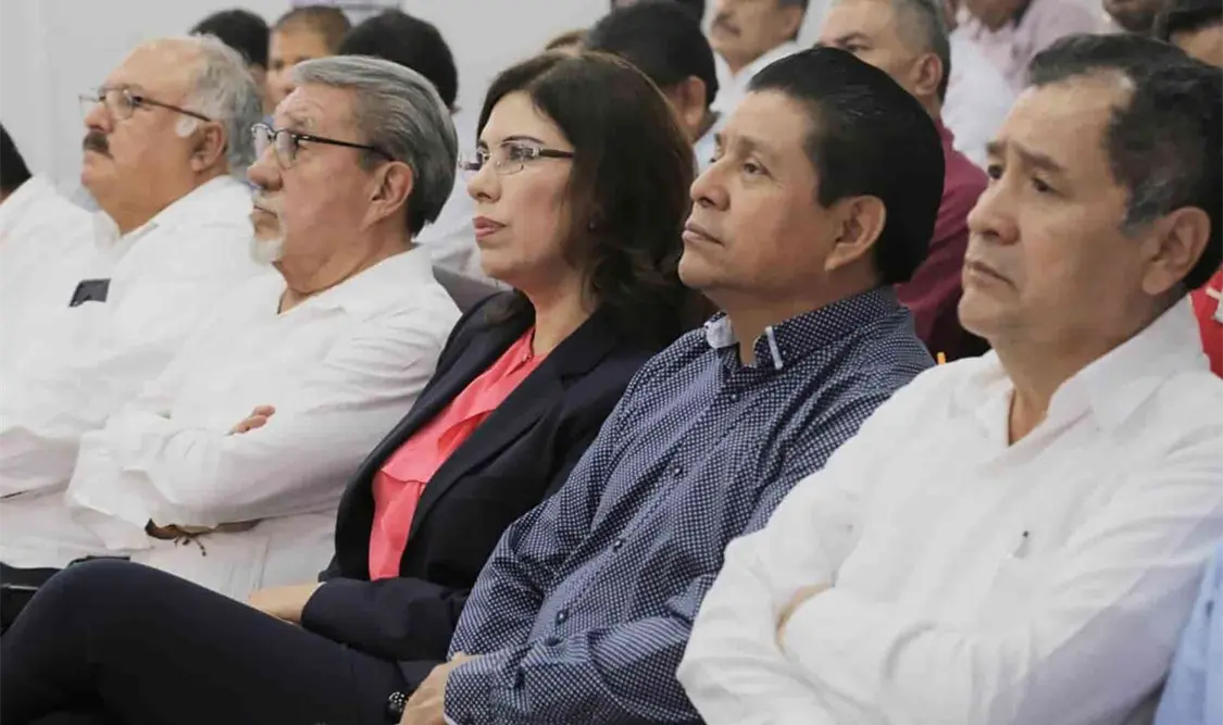 La SE reafirmó su voluntad realizar las cadenas de cambios y ascensos que beneficien al magisterio chiapaneco. Cortesía
