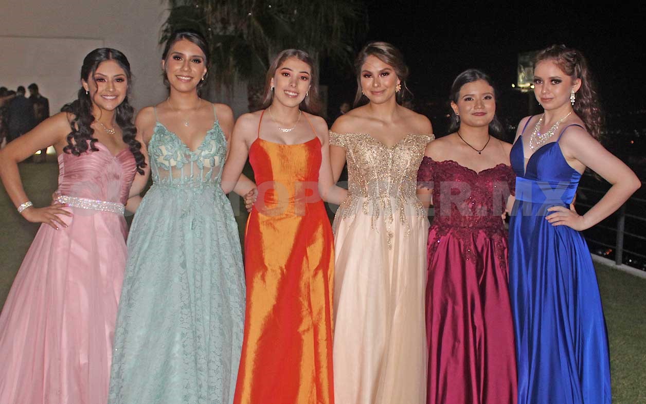 Disfrutaron su cena de graduación