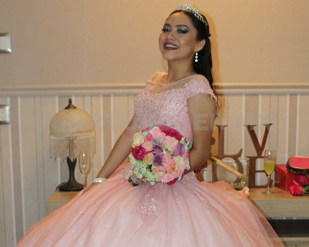 Valeria celebró sus XV años