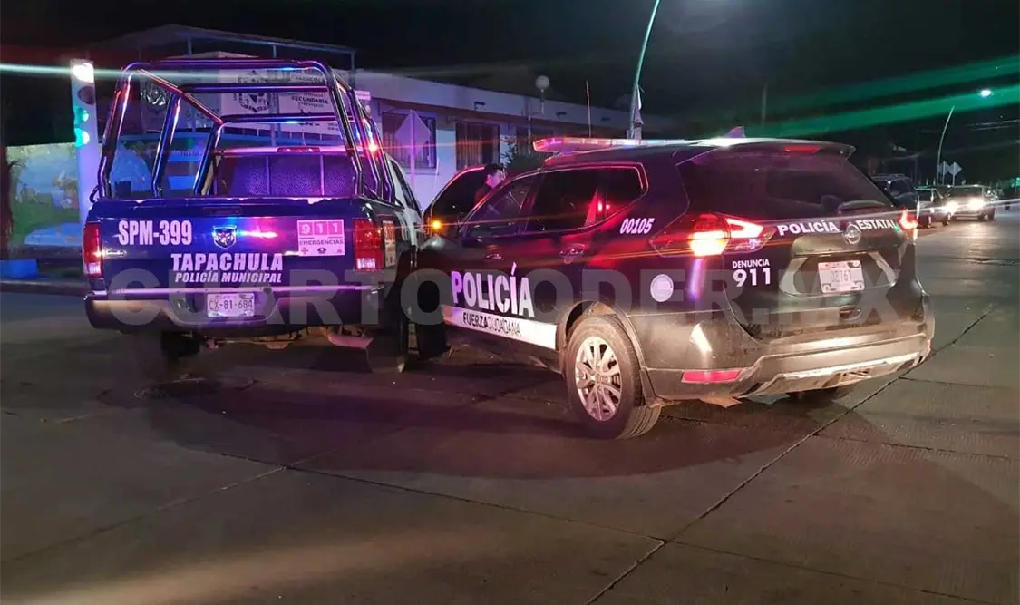 Choque entre patrullas termina con daños