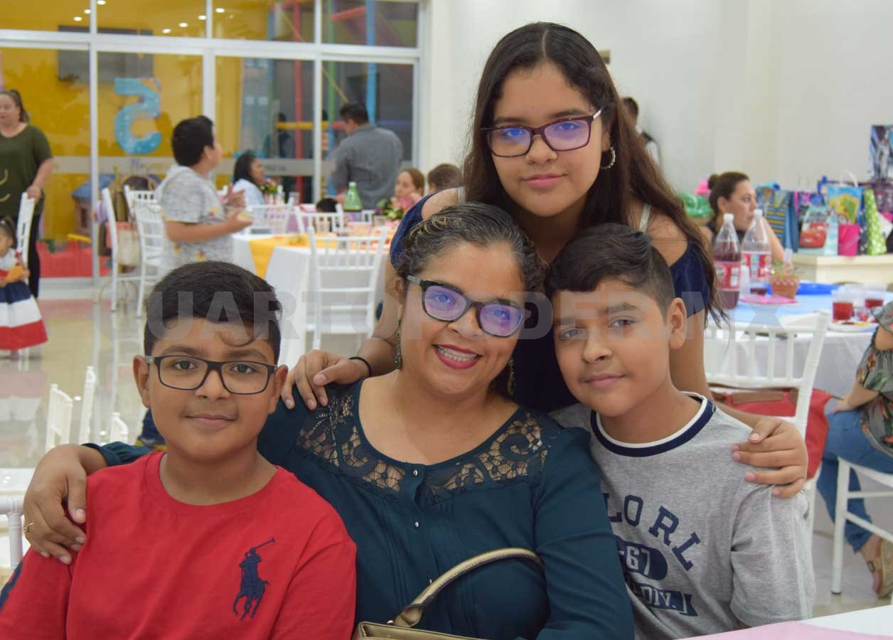 Encantados con la fiesta