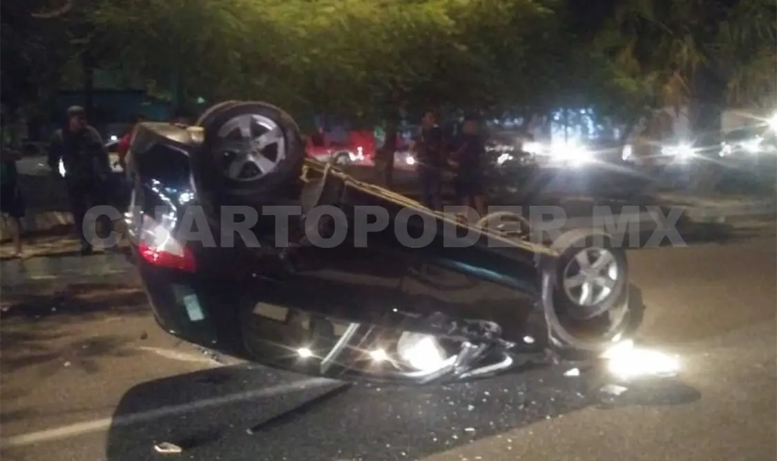El exceso de velocidad hizo que el conductor aparentemente responsable impactara contra el Sentra. Edberg Mayorga / CP