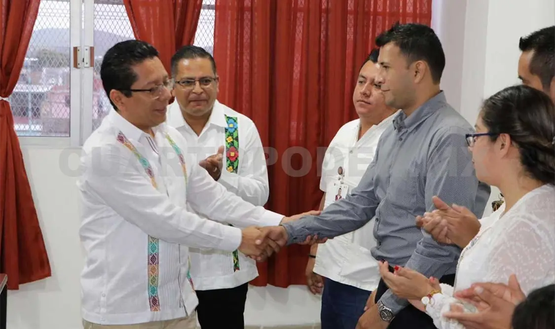 Llaven Abarca supervisa trabajos de la Fiscalía de Distrito Fronterizo
