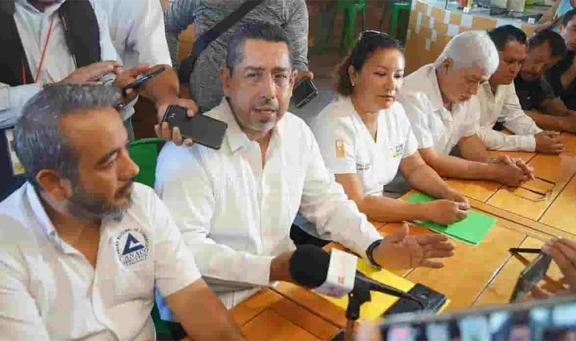 Empresarios de Tapachula se niegan a que se usen instalaciones de Pemex como albergues. Rafael Victorio / CP
