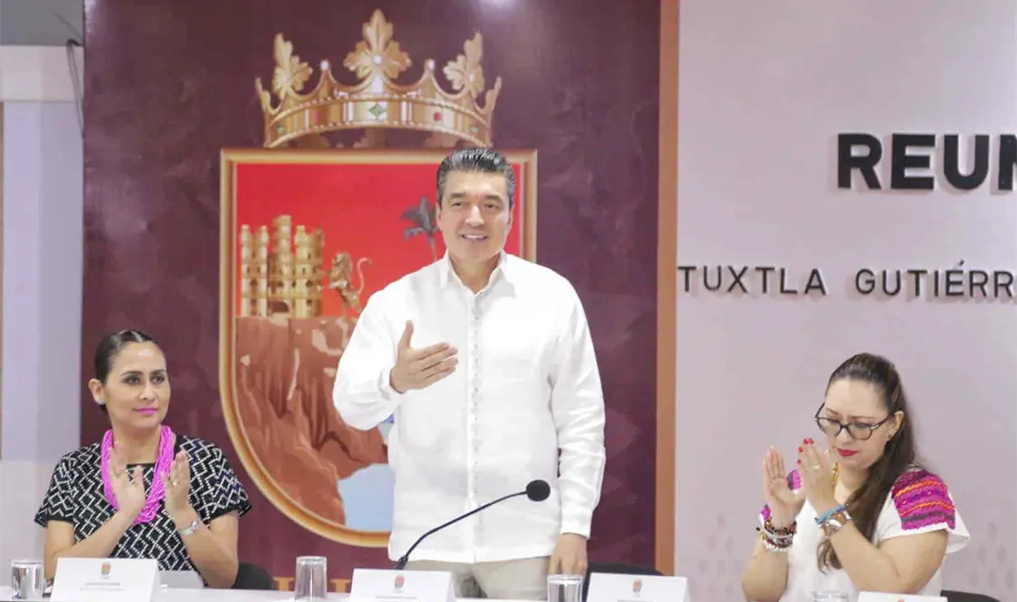 El mandatario hizo un llamado a titulares de las distintas dependencias a actuar de manera honesta y sin omisiones. CP