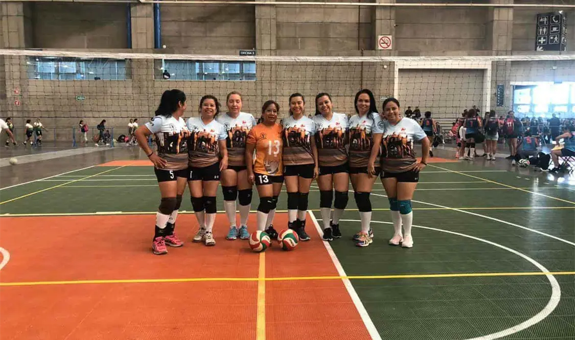 Luz y sombra vivieron los cuadros chiapanecos, toda vez que el cuadro de Panteras perdió todos sus juegos, y Team Golden OMA, mantuvo el invicto. Cortesía