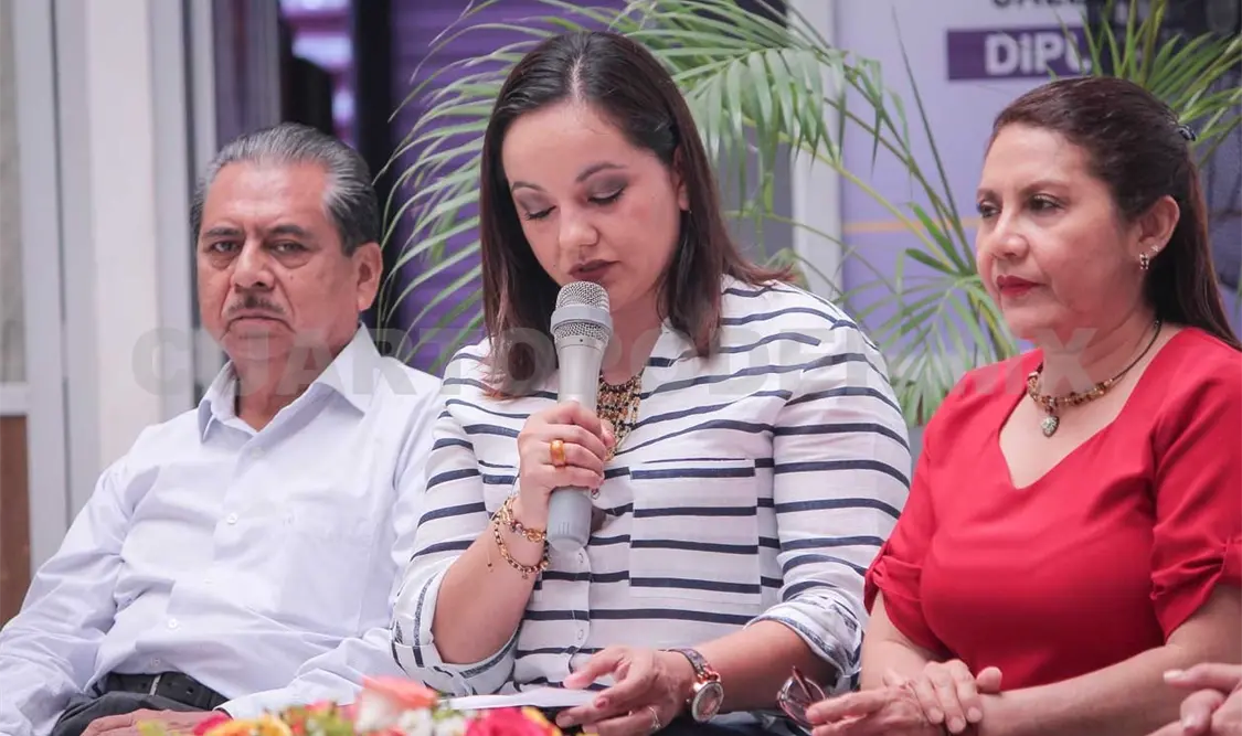 Presentan libro: La Crónica en Chiapas