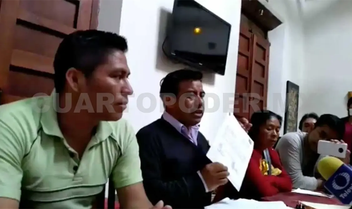 Exigen liberación de alcalde de Huixtán