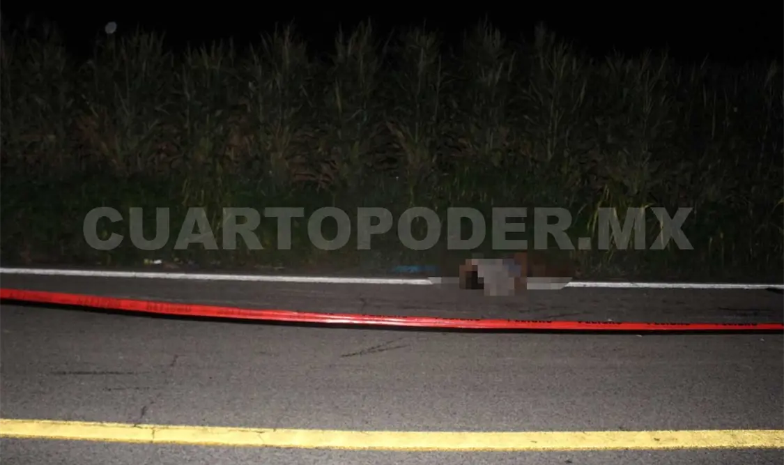 Perece al derrapar motocicleta