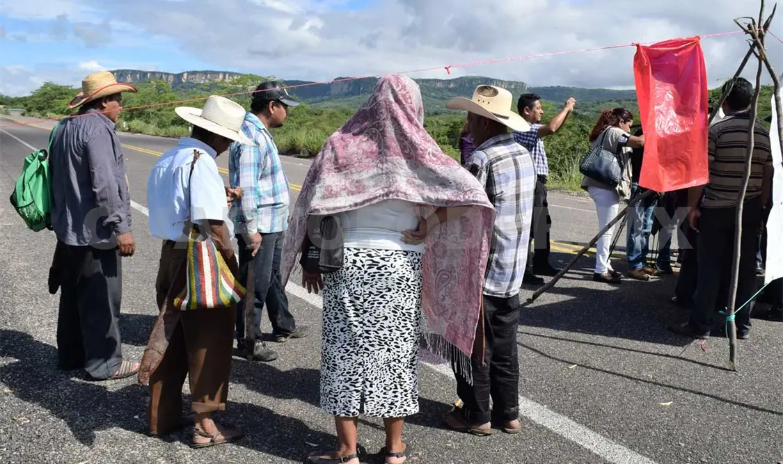 Anuncian manifestaciones y bloqueos carreteros