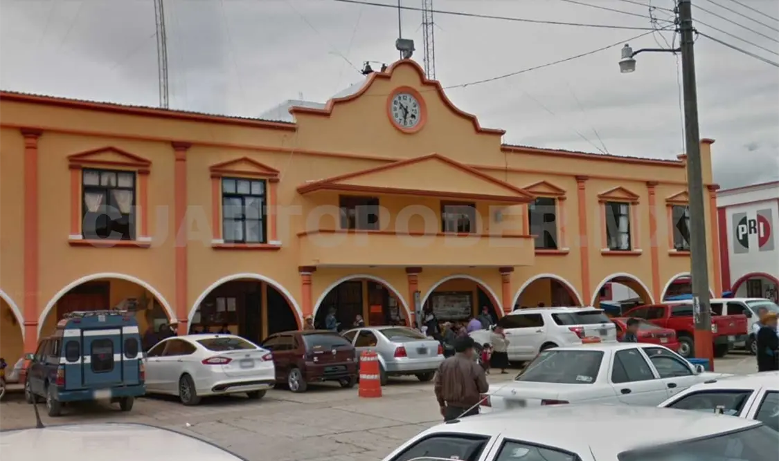 Excandidato se deslinda de acusaciones