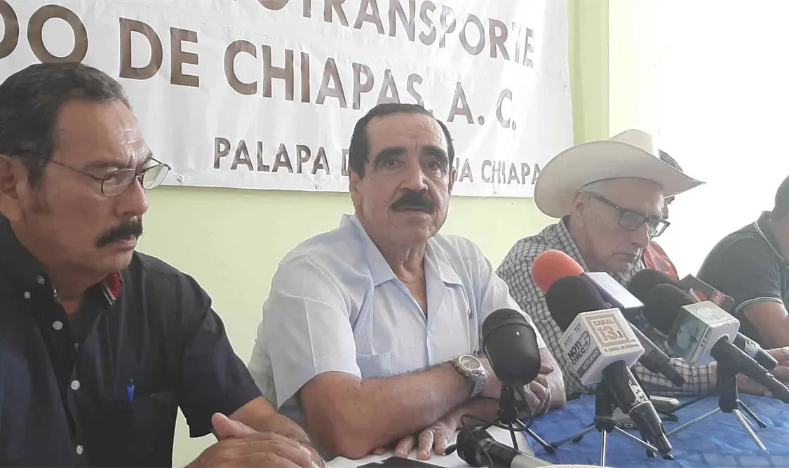 Los transportistas insisten en la revisión a la tarifa del pasaje. Guillermo Ramos / CP