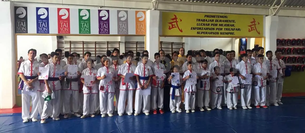 Cumplieron con su examen de grado