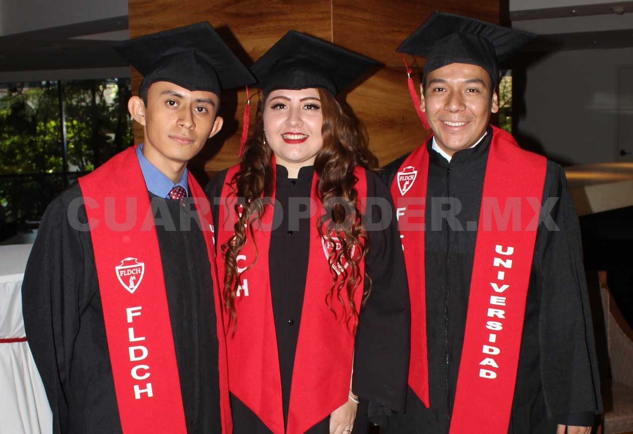 Concluyeron estudios sus universitarios