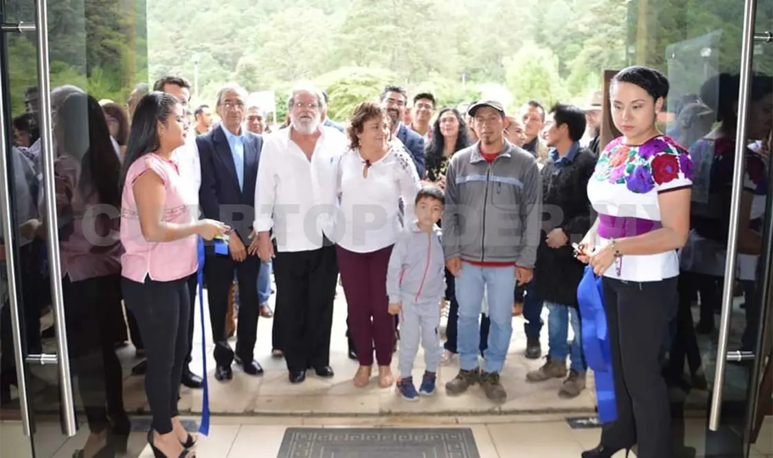 Inauguran la exposición: Lo que dice mi pueblo