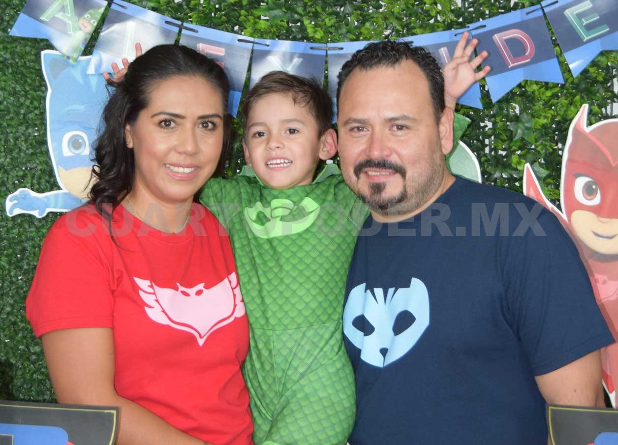 ¡Muchas felicidades, Alexander!