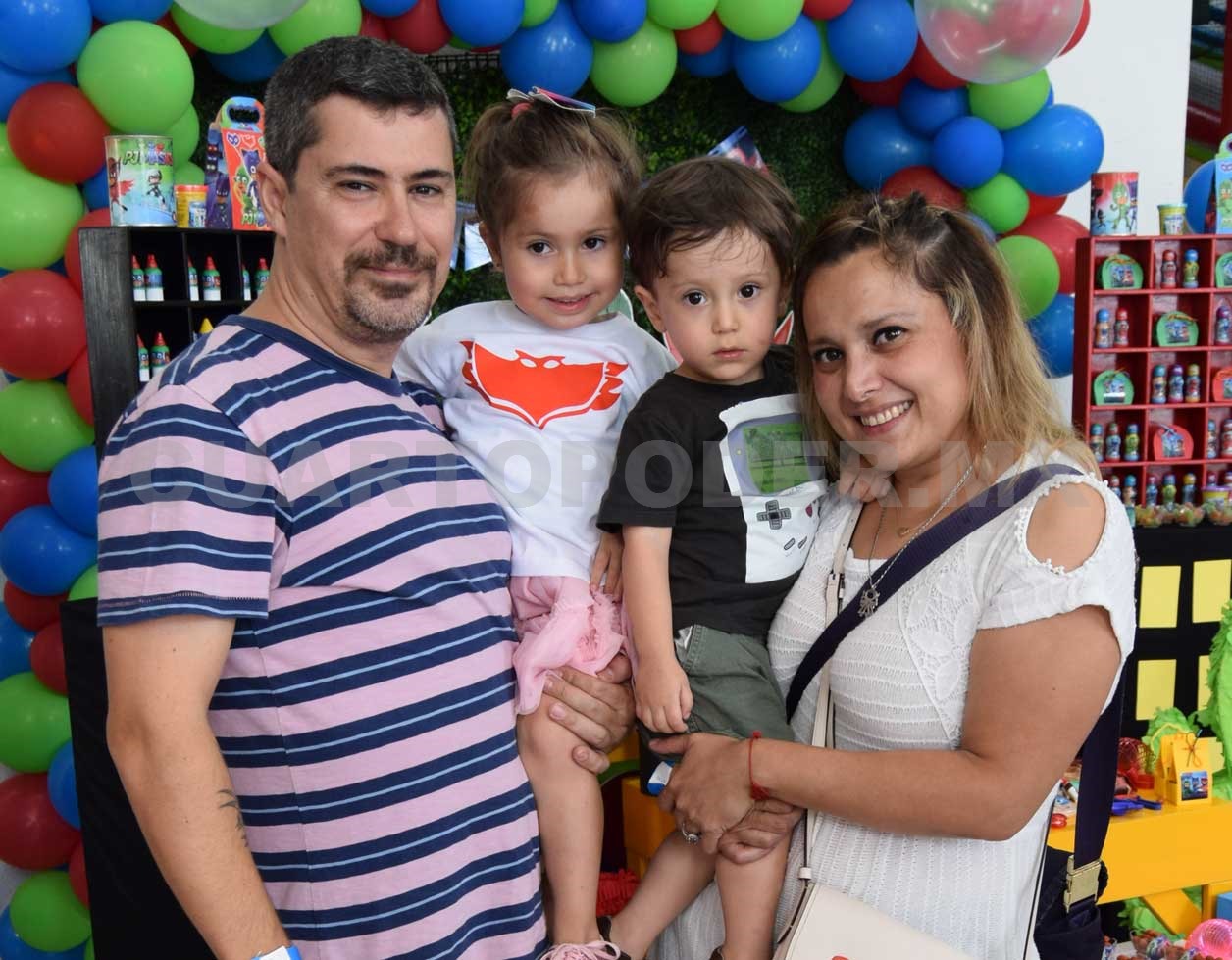 ¡Muchas felicidades, Alexander!