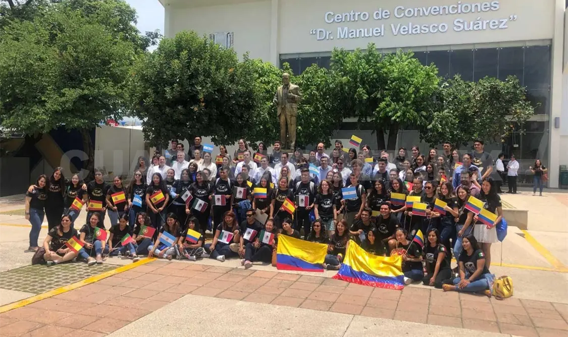 Participan jóvenes en los programas de intercambio