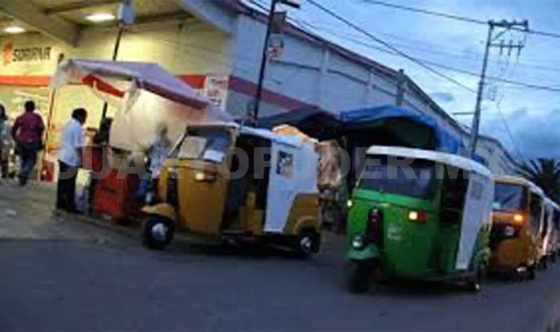 Incrementan mototaxis en Acala