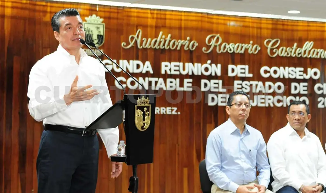 Rutilio Escandón dijo que los poderes Ejecutivo y Legislativo han cumplido con el 100% en el manejo de sus registros contables. CP