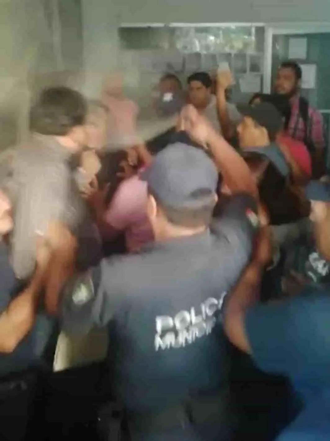En Arriaga, los trabajadores han tenido problemas al recibir sus salarios. Capturas de videos / CP