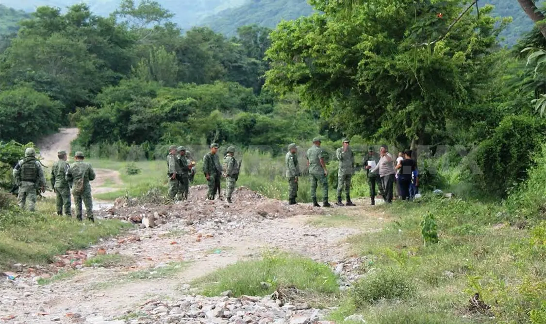 Guardia Nacional asegura a 33 migrantes