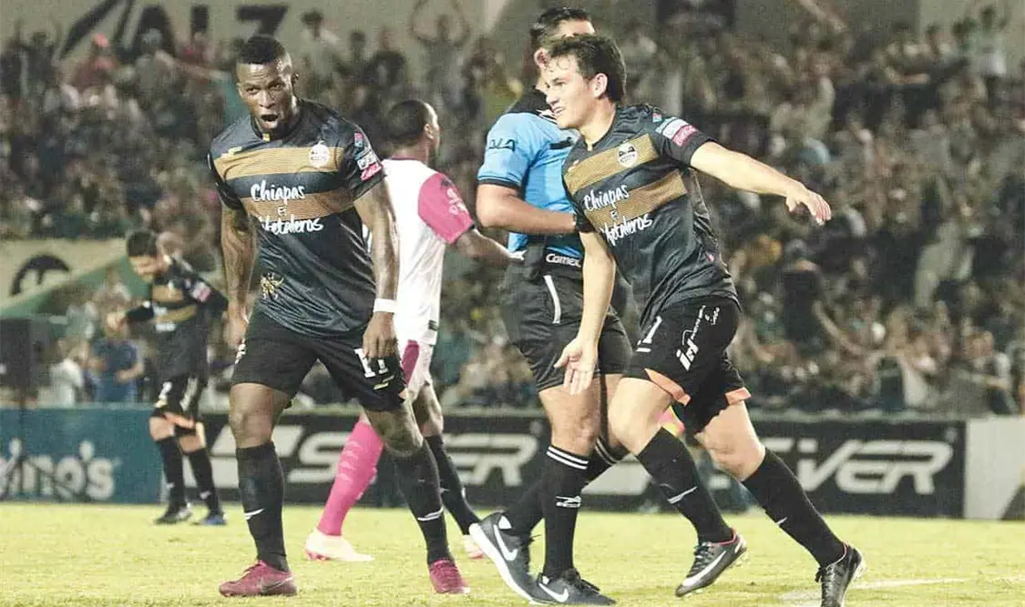 Cafetaleros golea al Atlante en el VMR