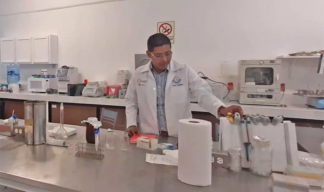 Chiapaneco destaca en temas de astrobiología