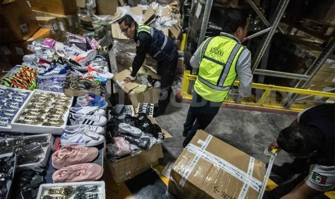 Hallan en aduana red de corrupción