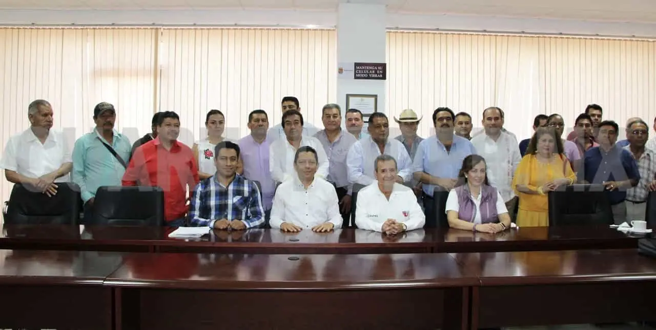 Llaven Abarca hizo un llamado en asumir un frente común para combatir la ilegalidad y recobrar la confianza de la ciudadanía. CP