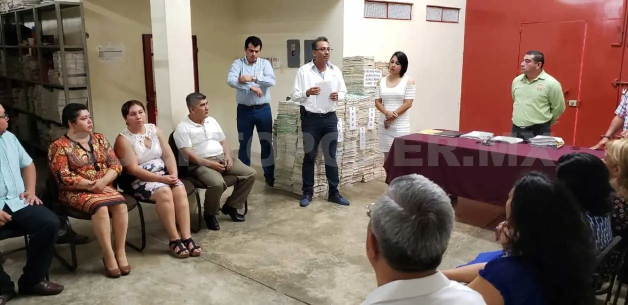 Realizan gira de trabajo en Archivos Judiciales