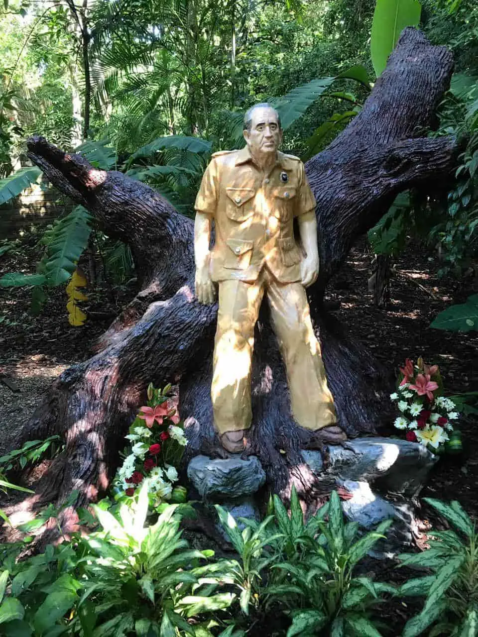 Estatua de Don Miguel Álvarez del Toro. Andrés Domínguez / CP