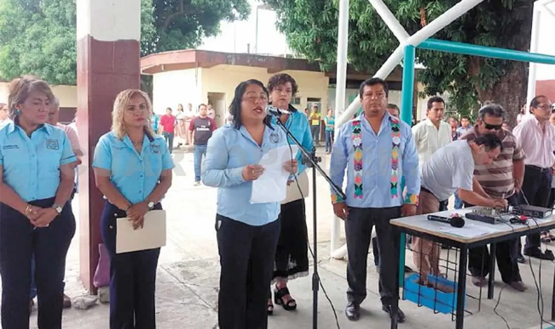 Adelantan clases en la Sección 22 de Oaxaca