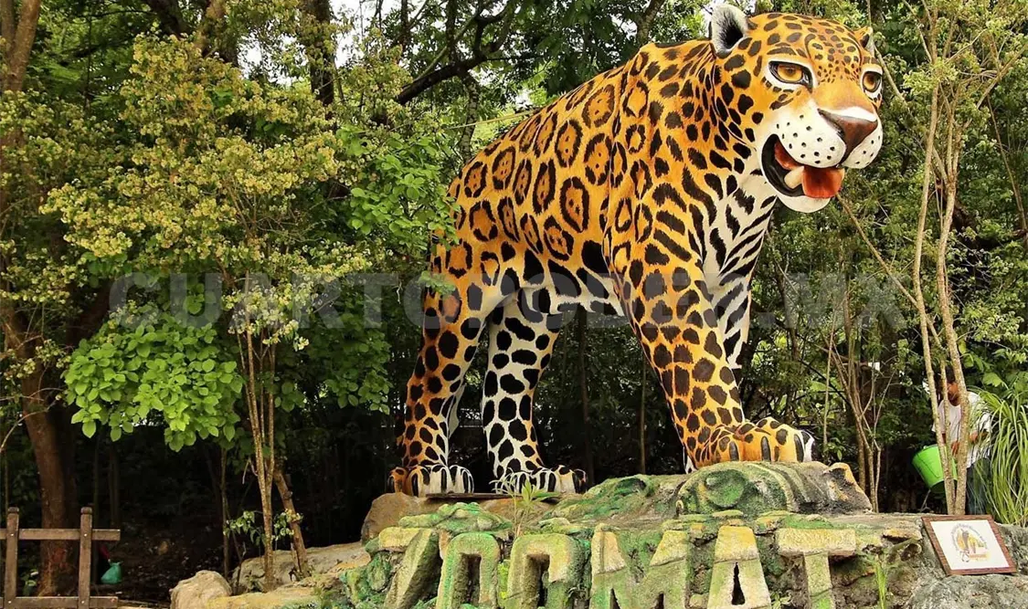 Con ayuda del personal del ZooMAT se logró la detención de los presuntos cazadores. CP