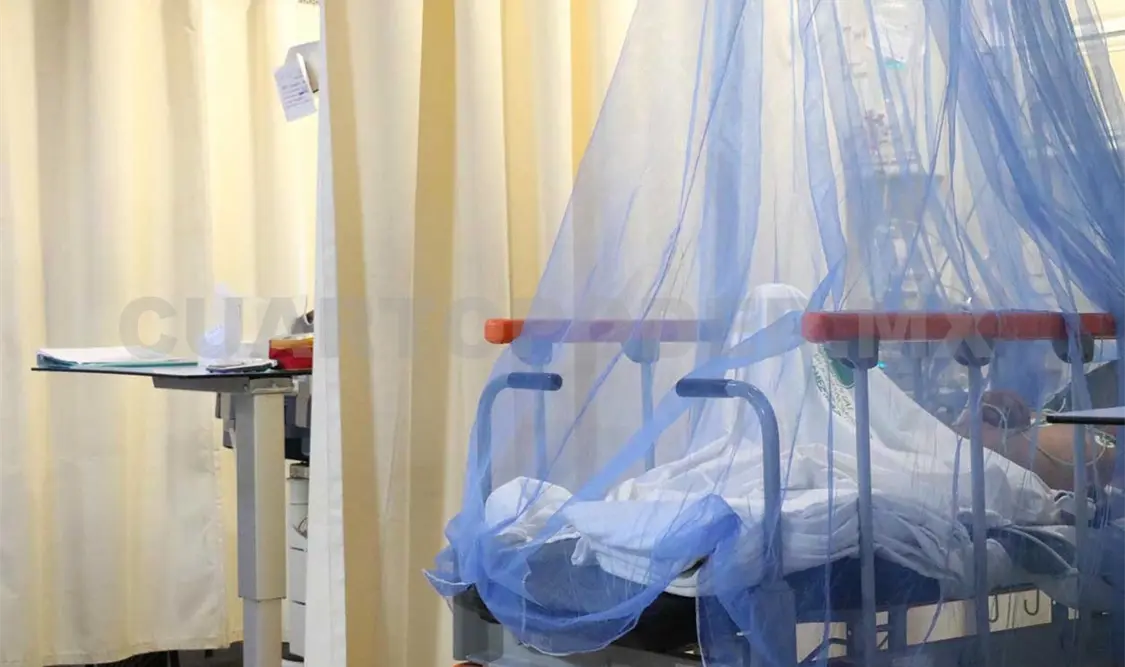 Médicos salvan la vida de dos hermanos con dengue