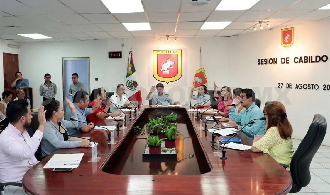 Aprueba Cabildo estímulo a policías destacados