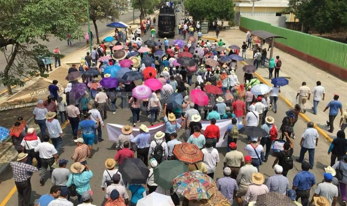 Continúa la CNTE con postura radical