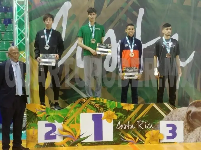 Tras un breve receso competitivo, el taekwondoín chiapaneco consiguió la segunda posición en el evento “tico”. Cortesía