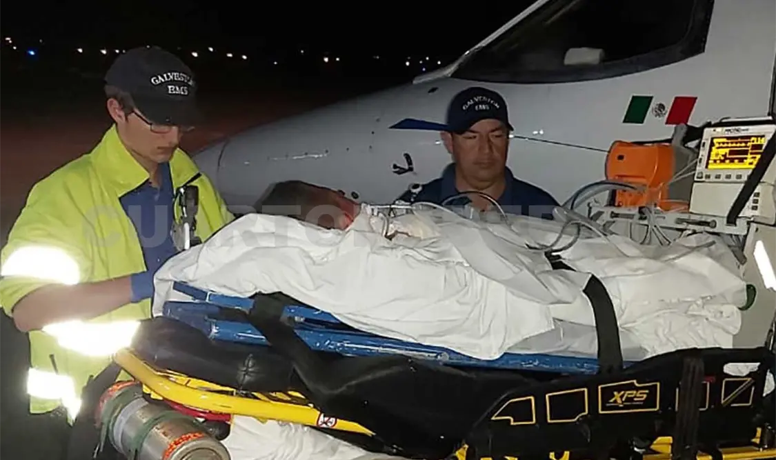El menor fue trasladado a Texas en una de las aeronaves que tiene el gobierno para casos de emergencia. CP