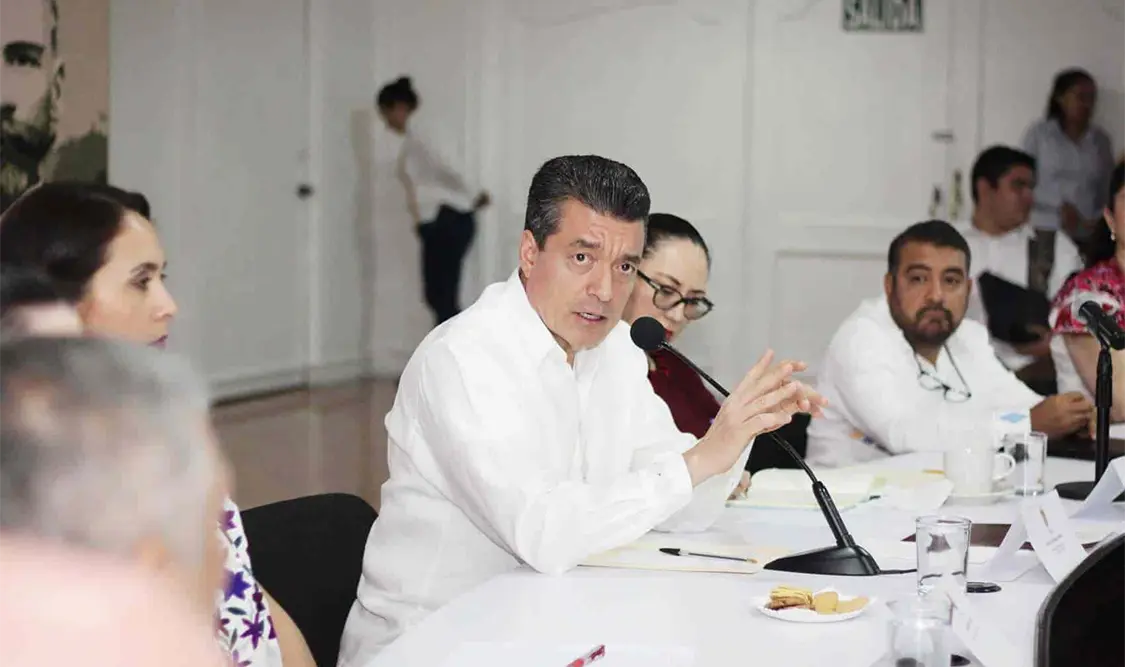 El mandatario pidió a sus colaboradores no desaprovechar ningún apoyo de la Federación y mantenerse en la dinámica de la responsabilidad. CP